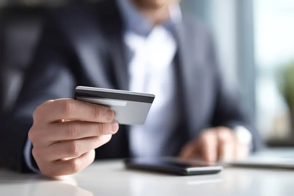 法人カードとは？メリットやデメリットを解説！